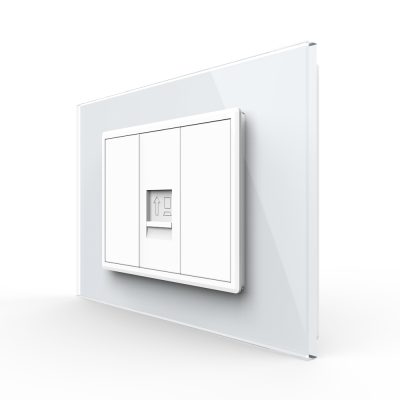 Presa internet Livolo con cornice in vetro – standard italiano