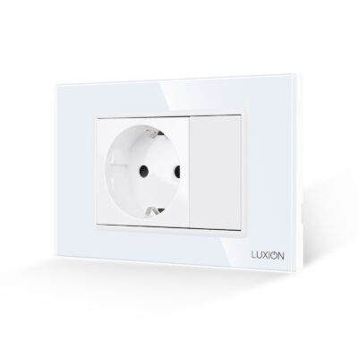 Presa Semplice e 1 Tasto Falso con Cornice in Vetro LUXION, Standard Italiano, 3M