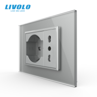Presa doppia 2P+T Livolo con cornice in vetro 3M – standard italiano colore griggio